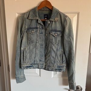 GAP Faded Blue Distressed Denim Jacket Size Small